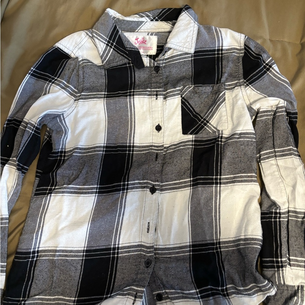 girls, plaid flannel